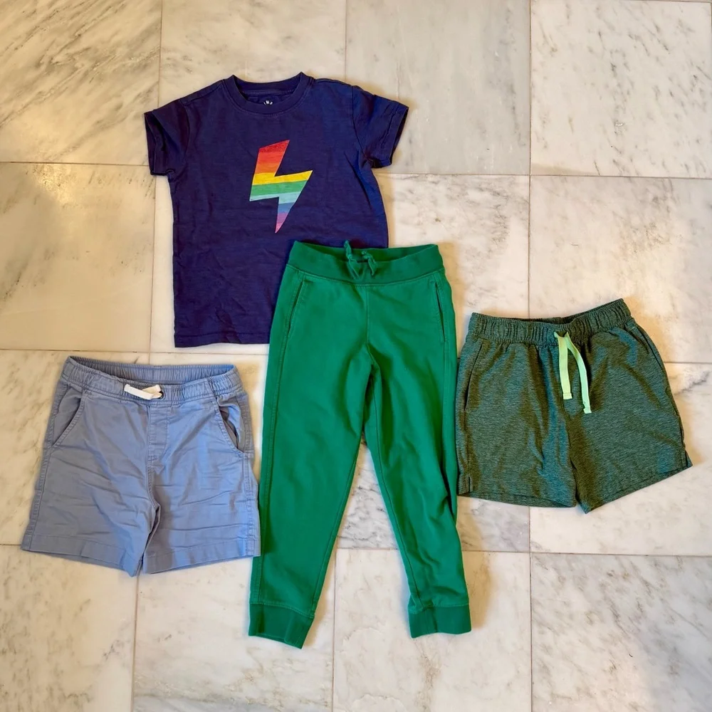 Lot of PRIMARY Kids' Clothing Boys Sizes 6 / 7 - Graphic Tee, Shorts (2), Pants - Picture 1 of 14